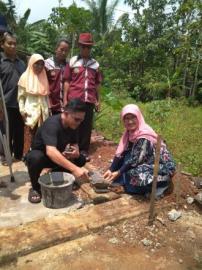 BATU PERTAMA UNTUK RUMAH MBAH PARTI